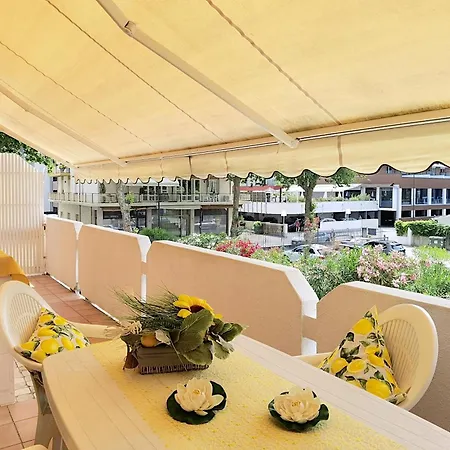 公寓 Bussola, With A Family Bedroom Sleeping, Located In The Pedestrian And Shopping Area, Near The *